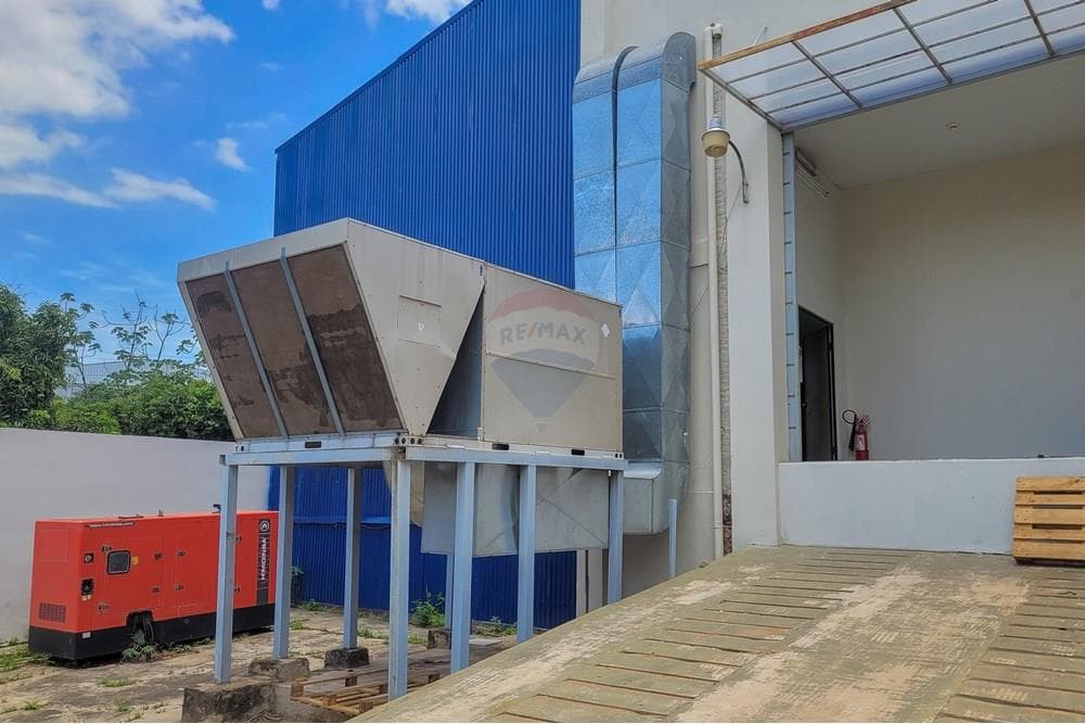 Deposito con camaras refrigeradas fdo de la mora, foto 1