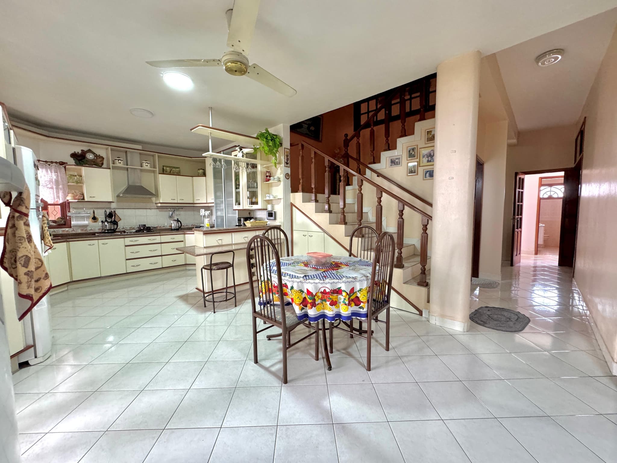 Casa De 5 Dormitorios en Fernando Sur, foto 5