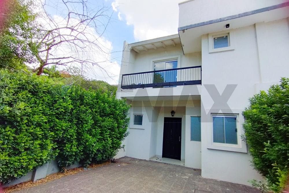 Duplex con piscina en mburucuya, foto 2