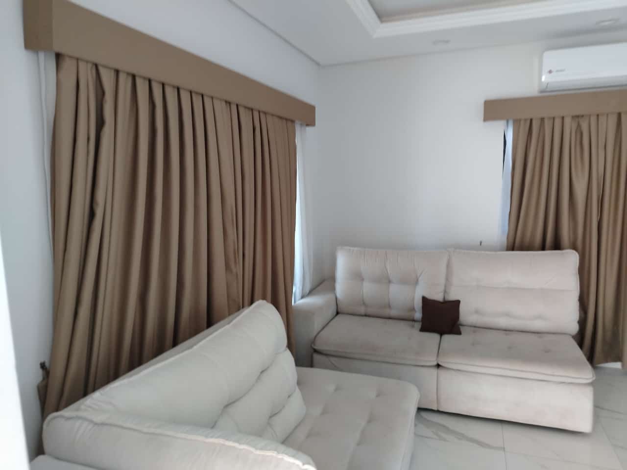 Vendo-casa-con Pileta-en J A Saldívar, foto 5