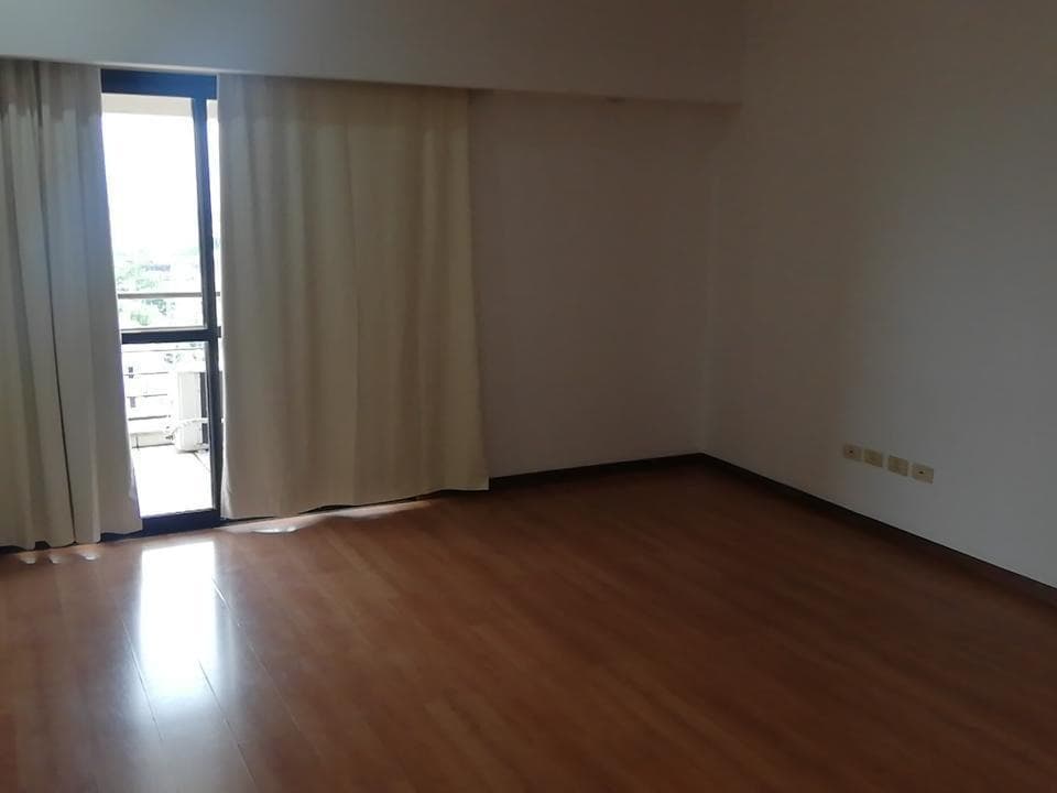 Departamento 3 dorm en barrio Las Mercedes, foto 2
