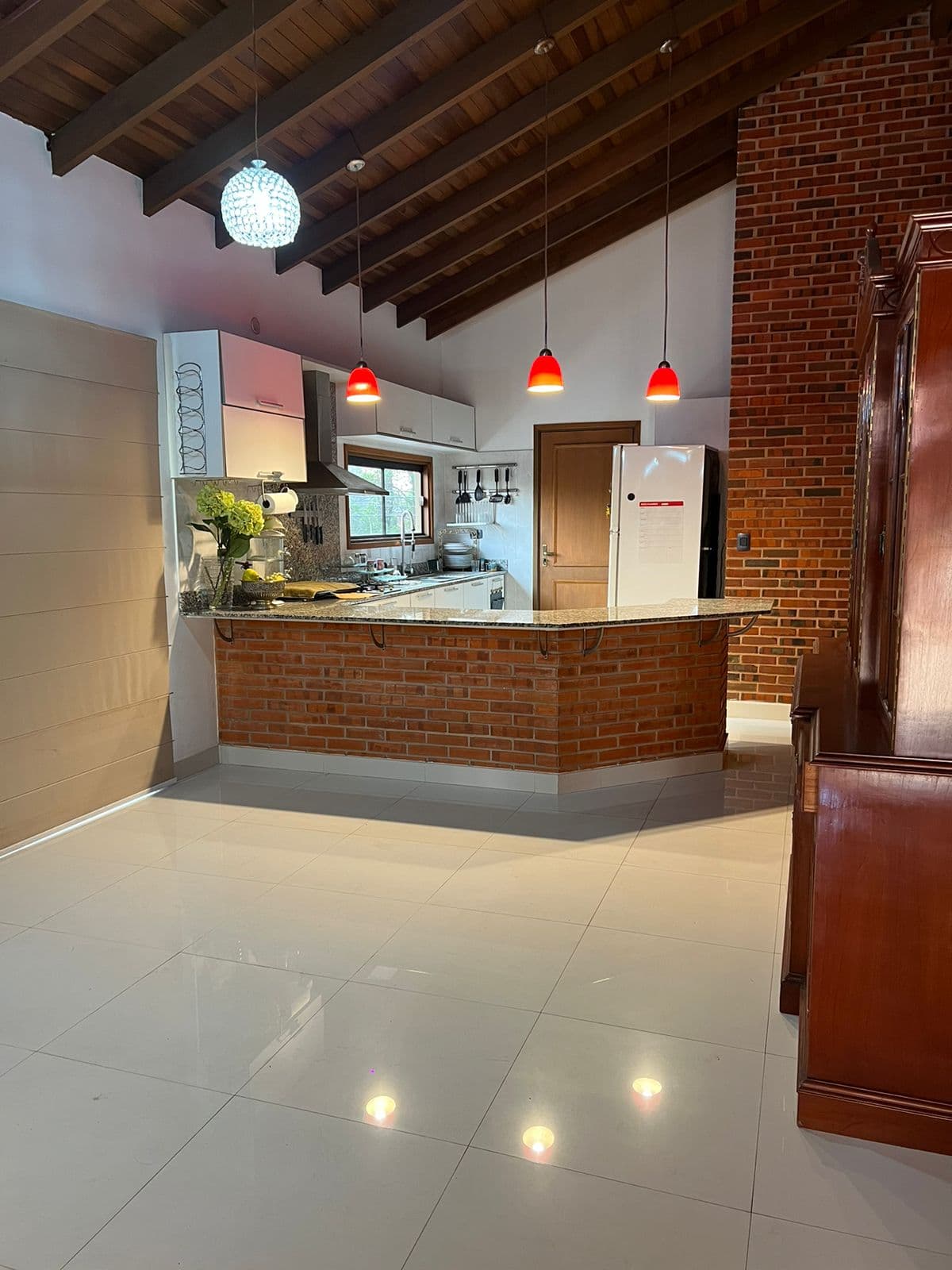 Oportunidad única - Fernando de la Mora Zona Norte.* *Casa en Venta*