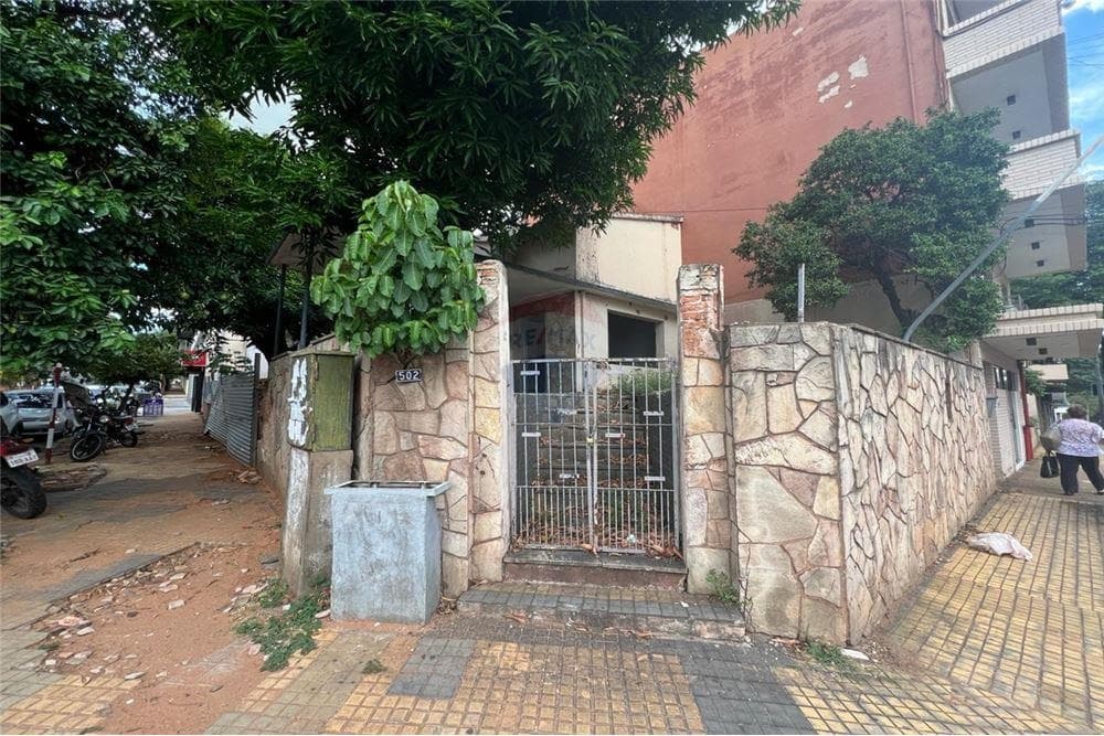 Terreno sobre cerro cora en esquina — foto 2