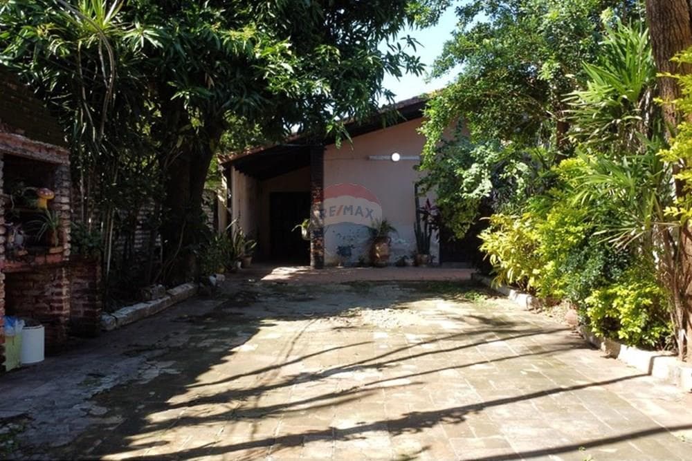 Terreno sobre avenida colon sajonia, foto 5