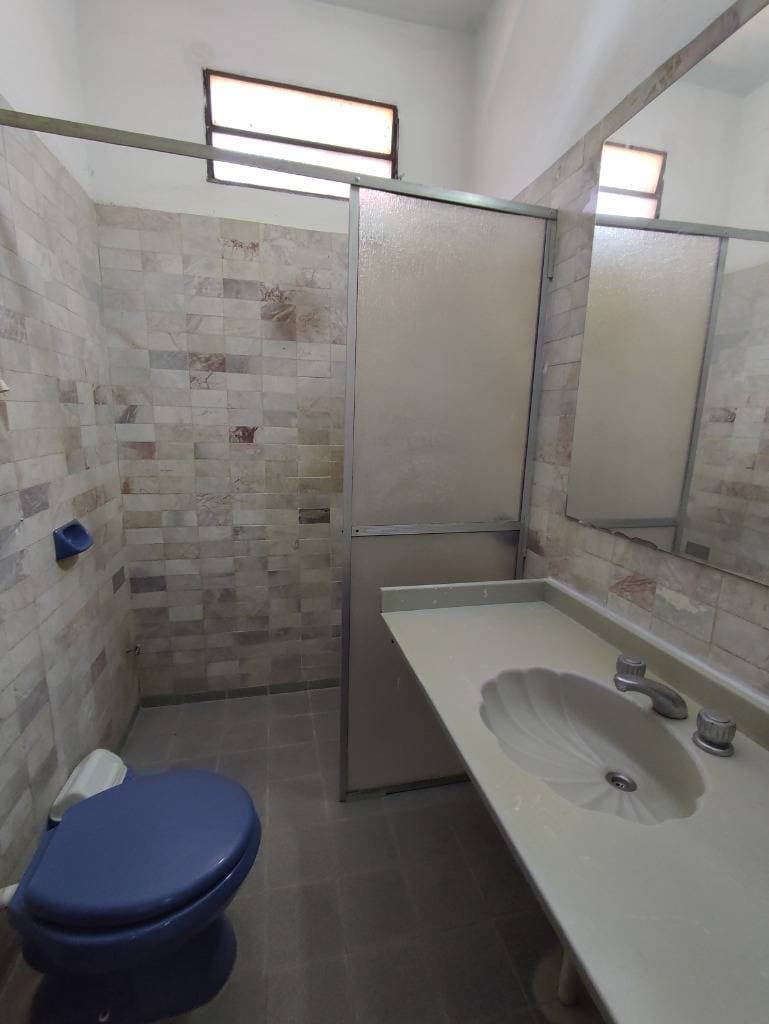 Vendo - alquilo casa en villa aurelia asuncion