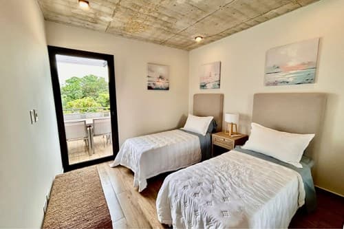 Departamento 2 Dormitorios Amoblado Premium en Ycuá Satí – A Estrenar, foto 5