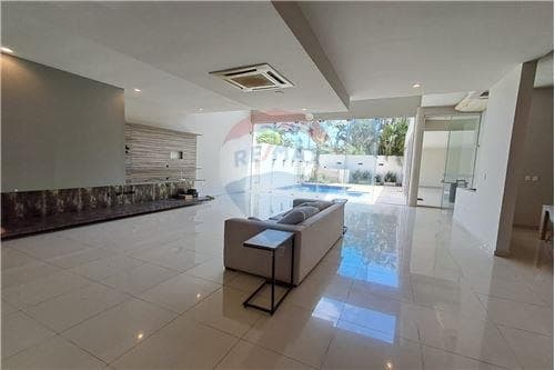Casa-Alquiler-Tte Cesar Velazquez, Mburucuyá, Asunción, foto 4