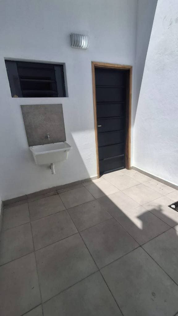 Local comercial en alquiler en punto estratégico, foto 5