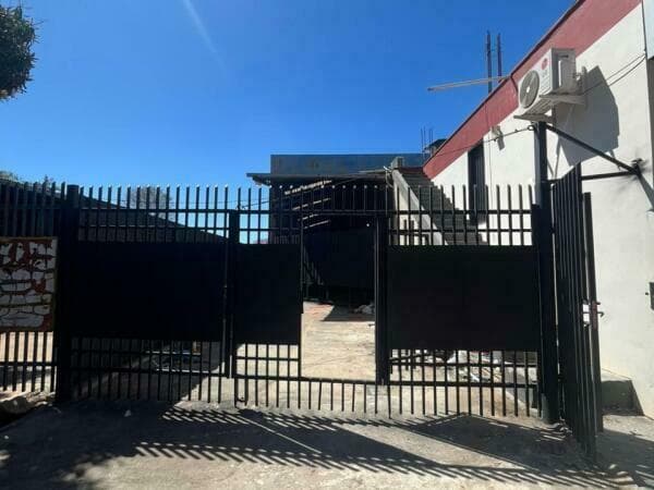 Tinglado de 384 m2 en barcequillo — foto 2