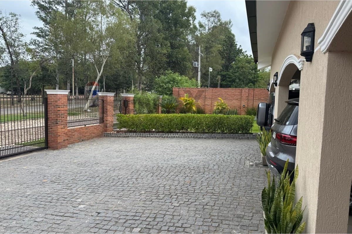 - Mariano Roque Alonso, Central, Paraguay, foto 2