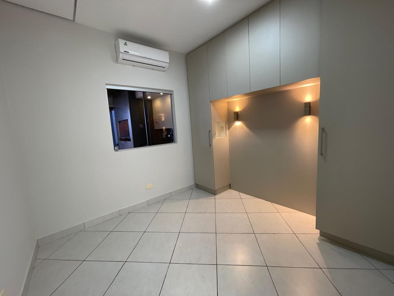 Amplio Dúplex en Zona Shopping del Sol — foto 5