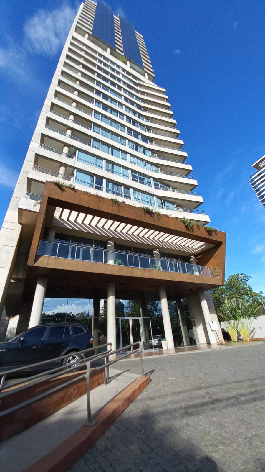 Departamento Amoblado en Alquiler – Edificio Miranda