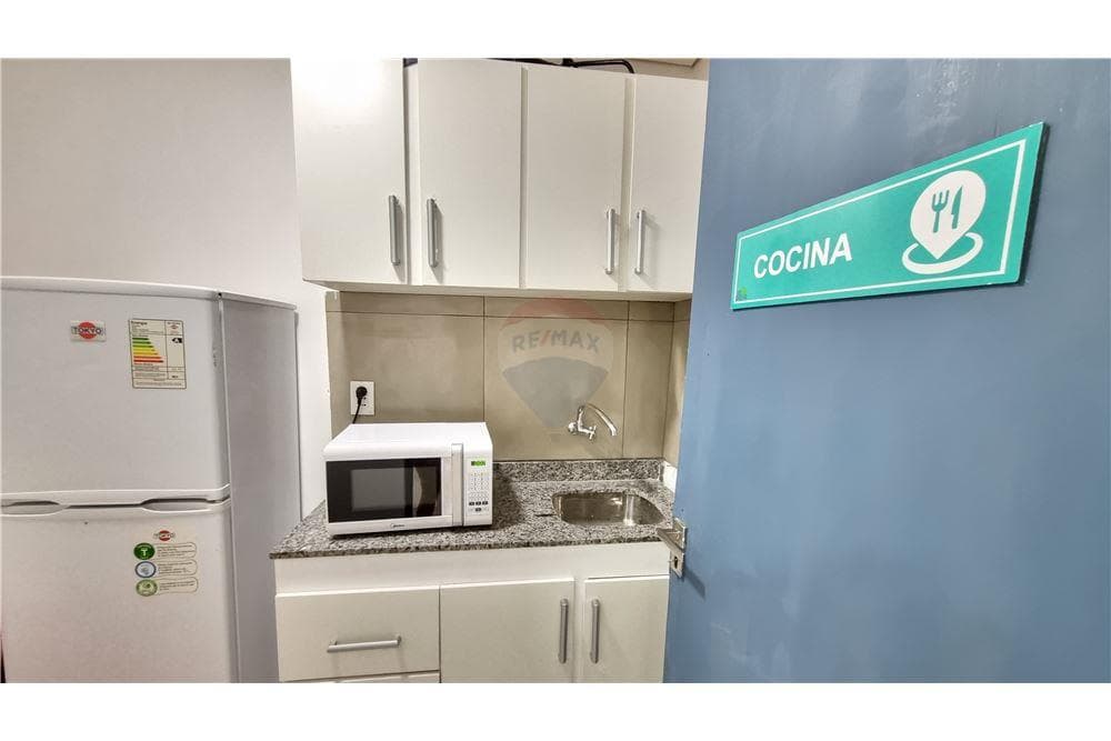 Consultorios y Oficinas amobladas y equipadas — foto 5