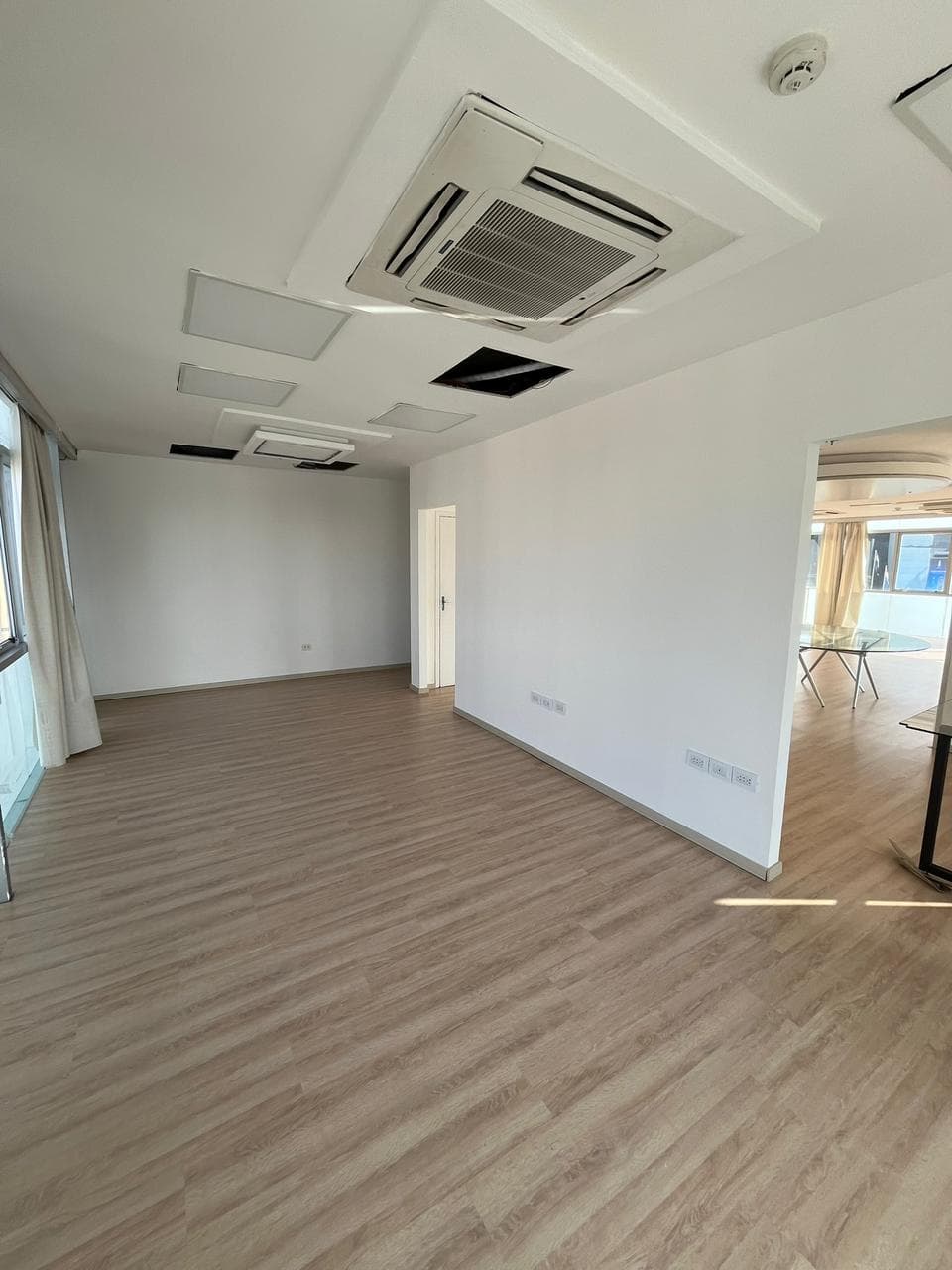 Zona shopping la galería en alquiler oficina de 330 m2 con 5 cocheras, foto 5