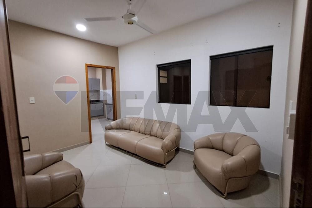 Departamento en Alquiler en Mariano Roque Alonso — foto 1