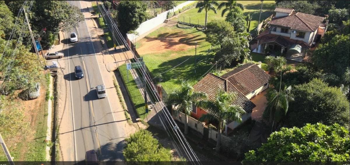 Vendo amplia casa en Luque