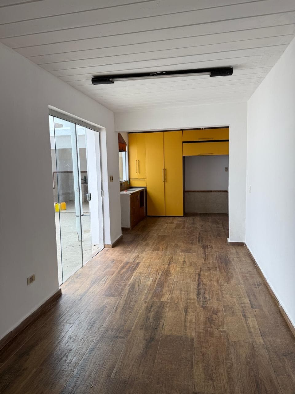 Propiedad de 2 bloques para negocios/oficinas, foto 4