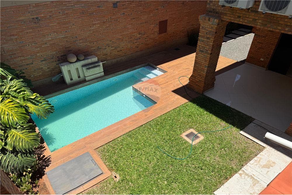 Residencia Exclusiva en Barrio Cerrado Laguna Grande, foto 3