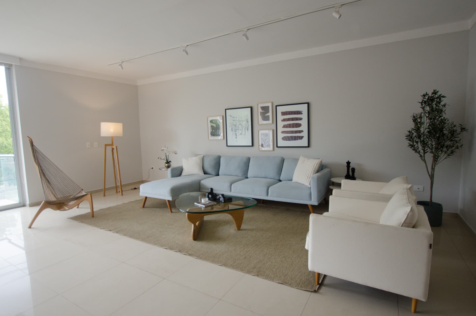 Departamento Amoblado. Mburucuya zona Molas Lopez - Casa Rica, foto 3