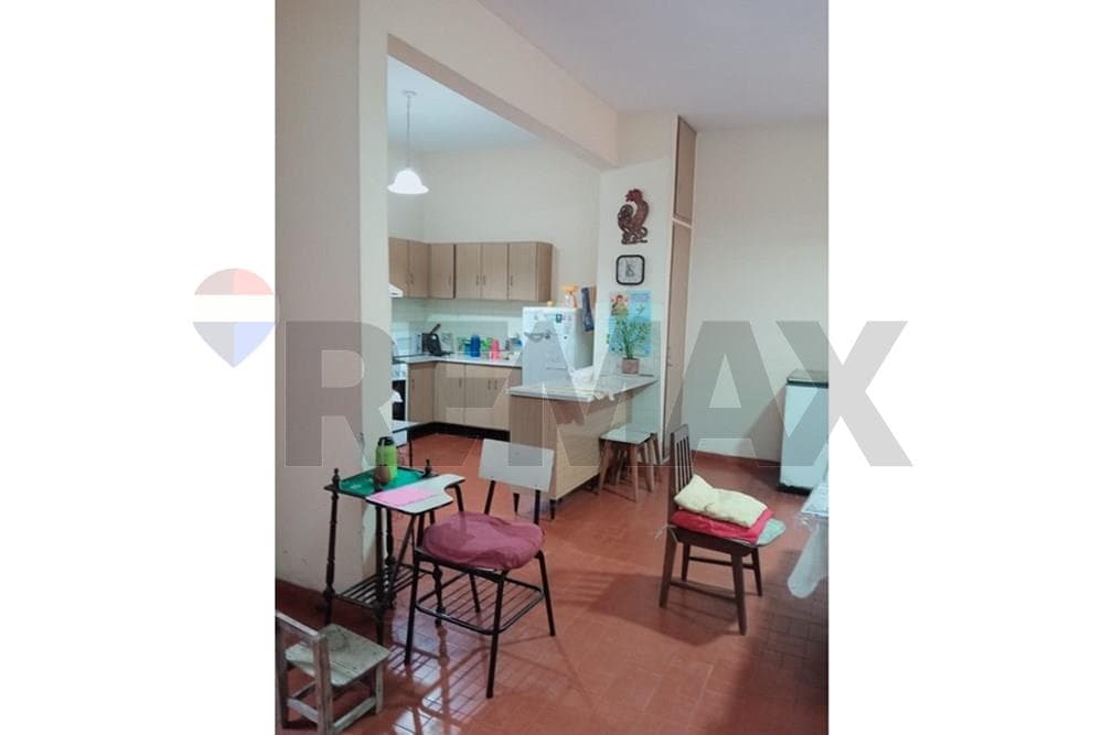 Casa de Dos Plantas en Venta - Barrio Pettirossi, foto 4