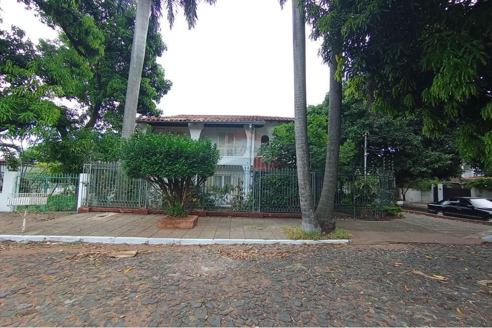 En venta casa con deposito vista alegre asuncion