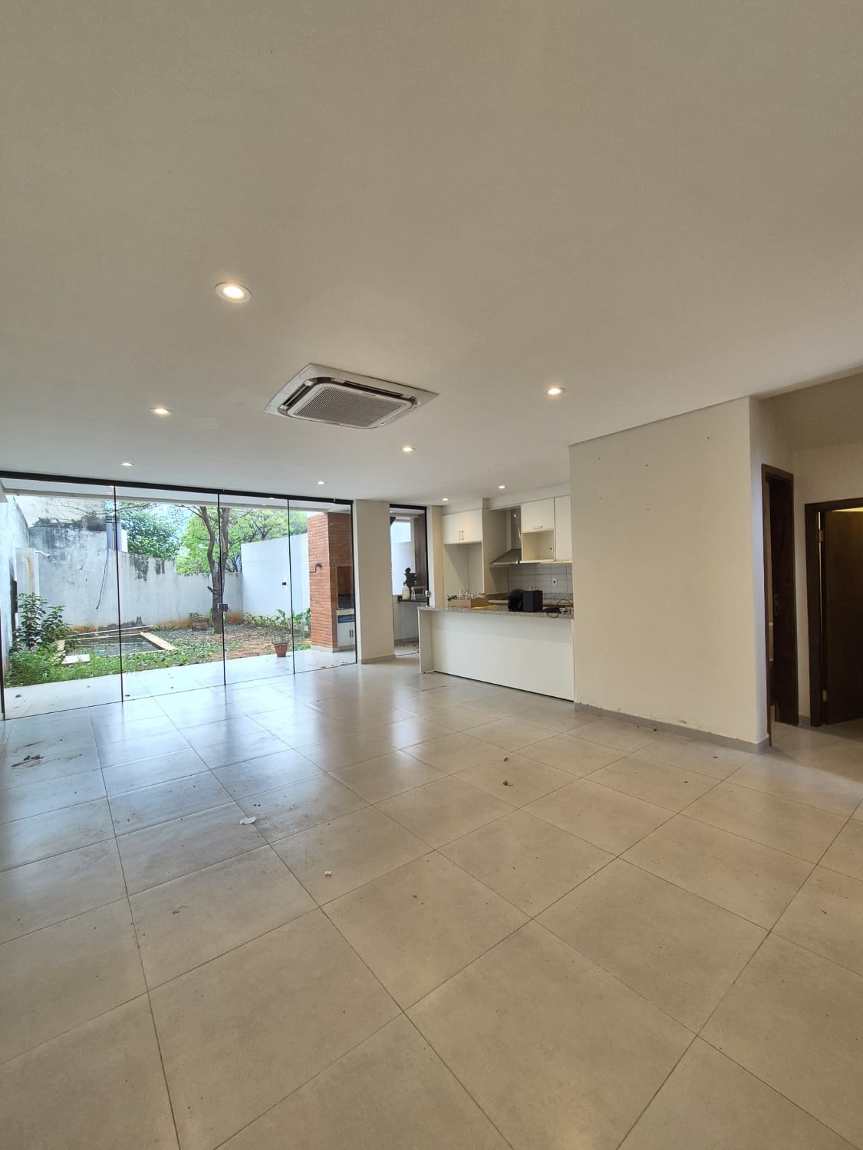 En alquiler duplex zona conmebol en cul de sac*