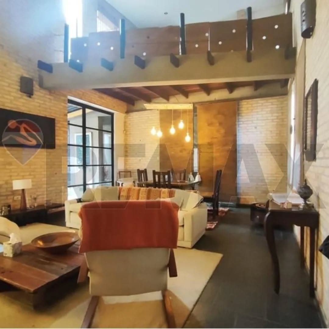 En venta casa en Barrio Herrera — foto 2
