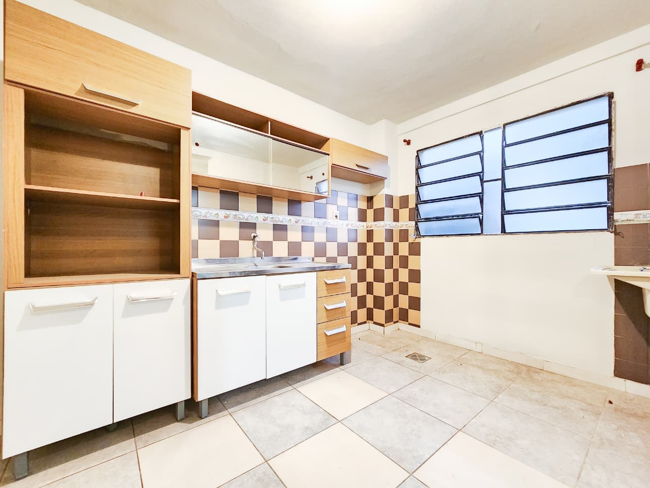 Dpto de 3 habitaciones en Luque, Zona Conmebol, foto 4