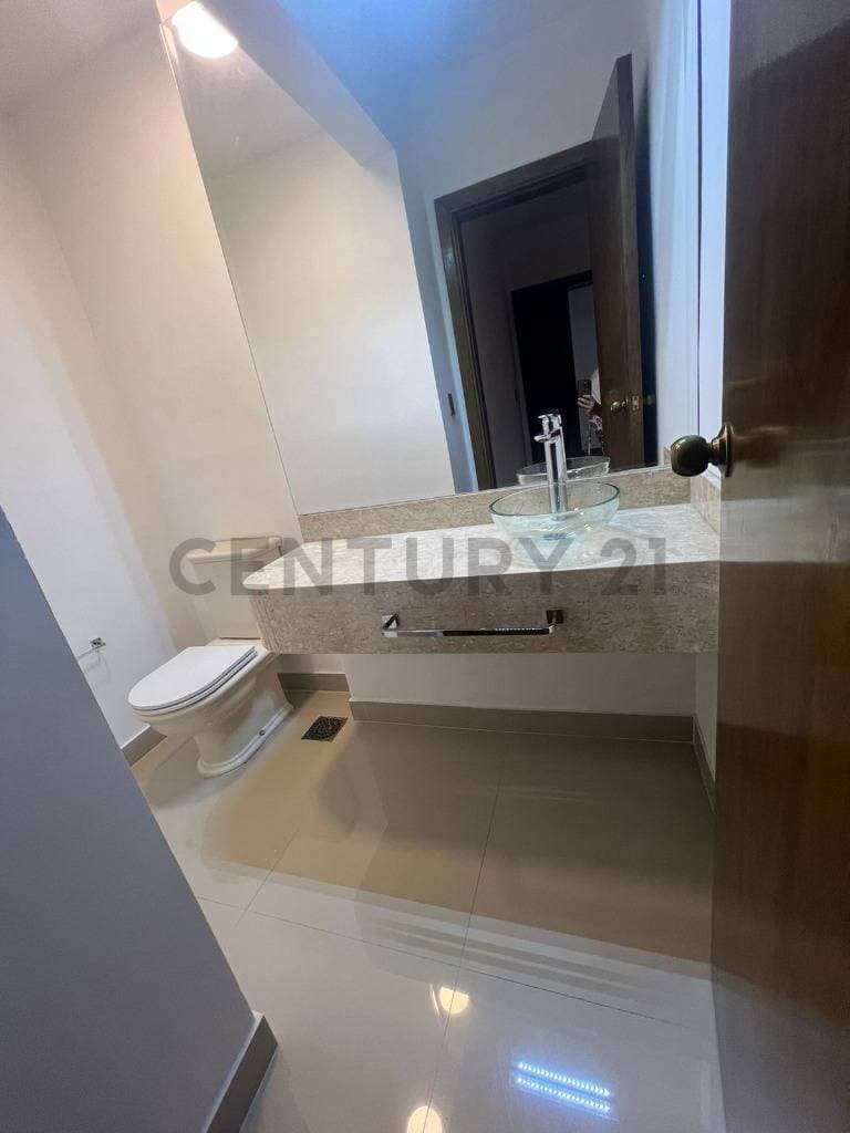 En venta departamento en el edificio mariscal, foto 3