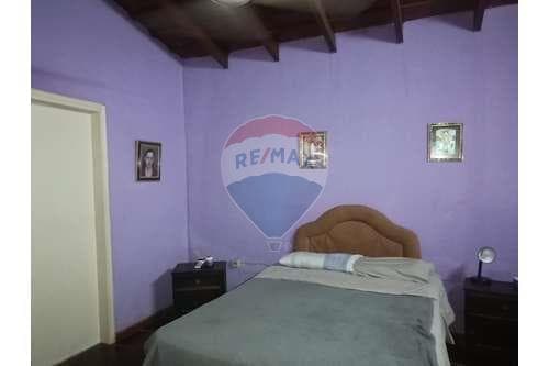 Casa - Venta - Paraguay Central San Lorenzo, foto 2