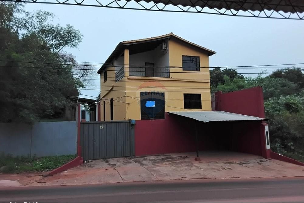 Casa Comercial en Alquiler en Luque ????????