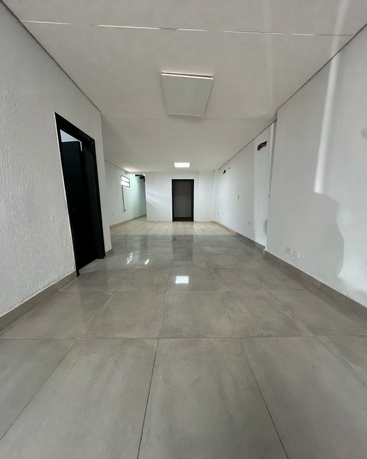 De local comercial en sajonia asuncion, foto 4