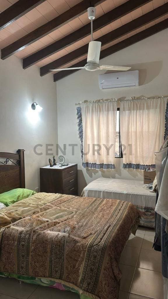 casa en barrio Las Lomas, toda la casa en planta baja, foto 3