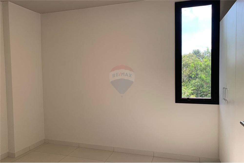 Departamento en alquiler en Luque, foto 4
