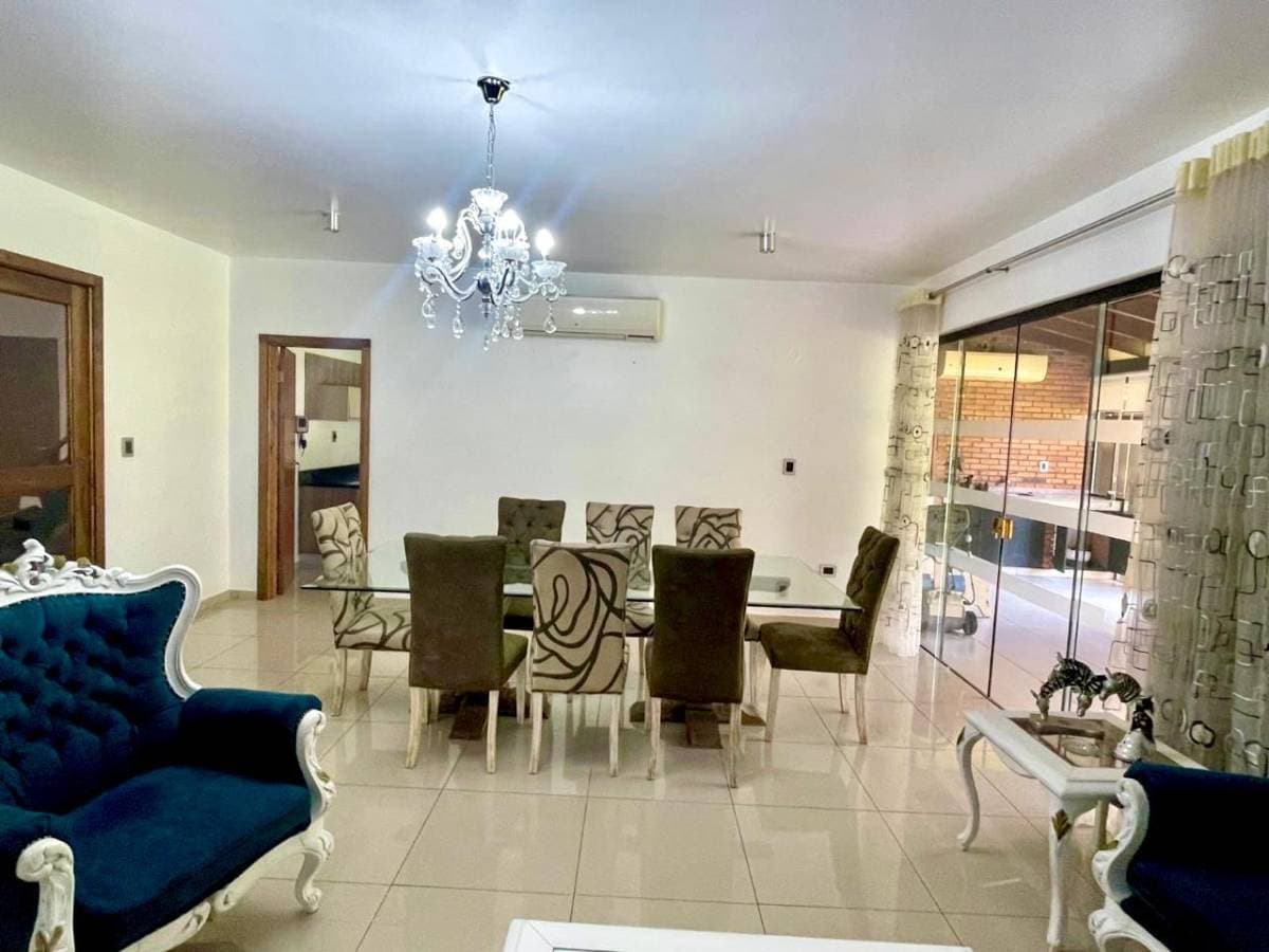 En venta hermosa y amplia residencia - ba. Cerrado plaza los mangos - Lambaré, foto 4