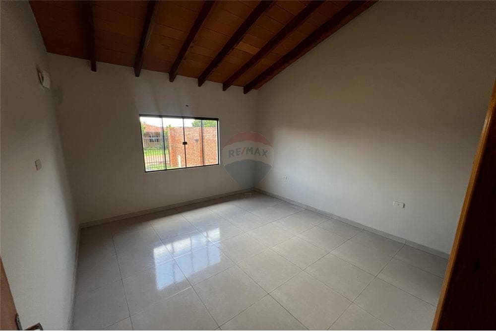 Amplio chalet en Ñemby — foto 2