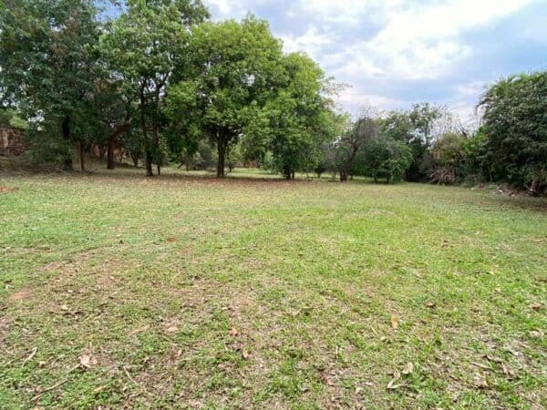 En venta terreno sobre avda. Laguna grande