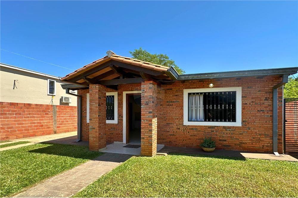 ¡Alquiler de Casa en Laurelty, Luque!, foto 2