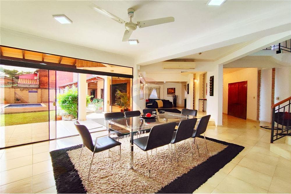 Hermosa y amplia residencia en Fernando de la Mora, foto 4