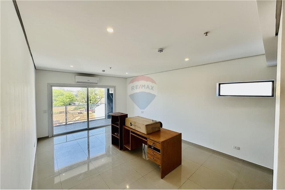 Departamento en barrio Herrera, foto 3
