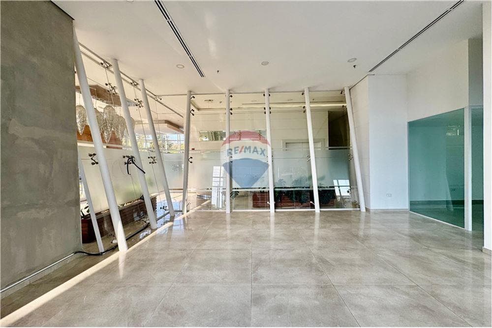 Salon comercial en edif. Ancora - asuncion — foto 3