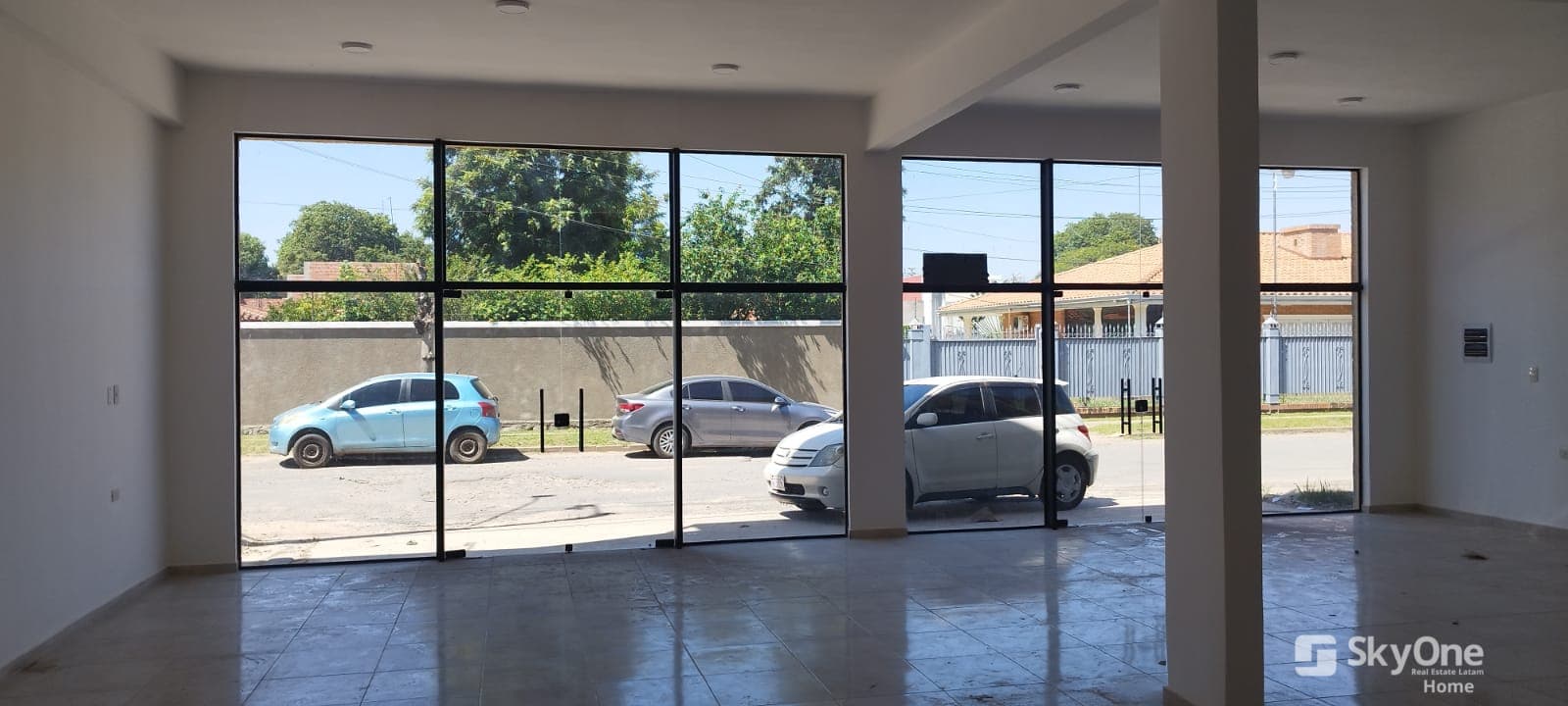 Salón comercial a estrenar – Mariano Roque Alonso, foto 5