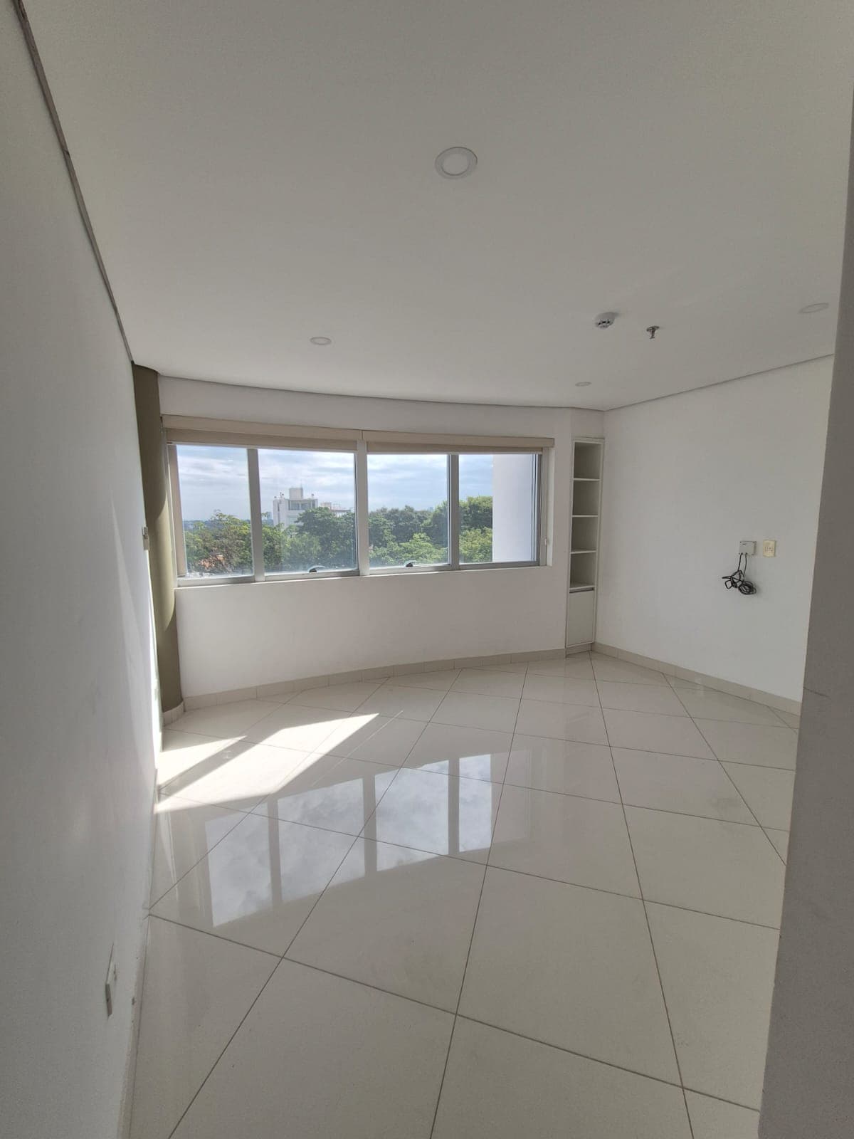 Departamento Amoblado de 2 dormitorio con Cochera Edificio Harmony — foto 4