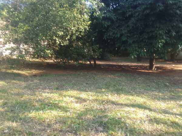 De importante terreno a 2 cuadras de la av. Peron, foto 3