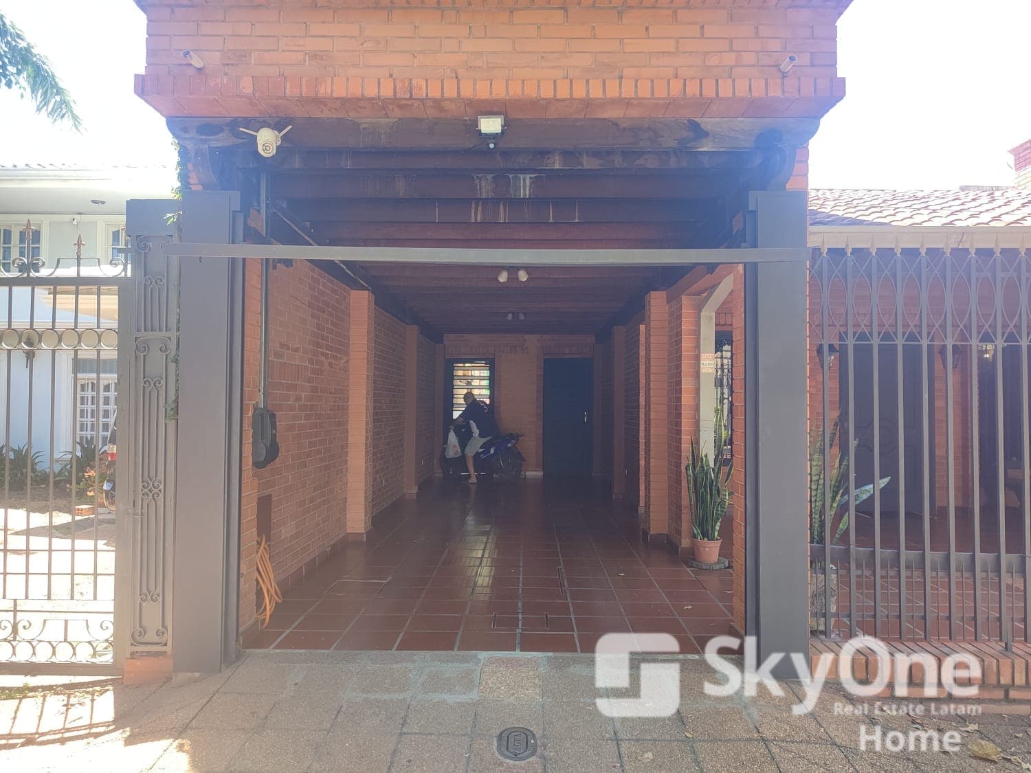 Vendo hermosa casa en barrio san vicente