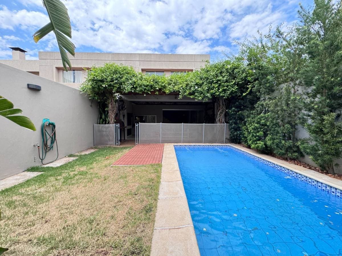 Hermoso dúplex con piscina en barrio ytay, foto 2