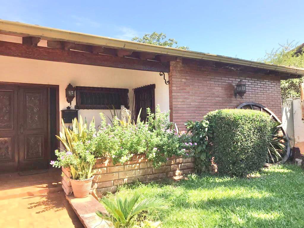 En Venta Casa En Planta Baja De 5 Habitaciones En Barrio Recoleta V021/, foto 2