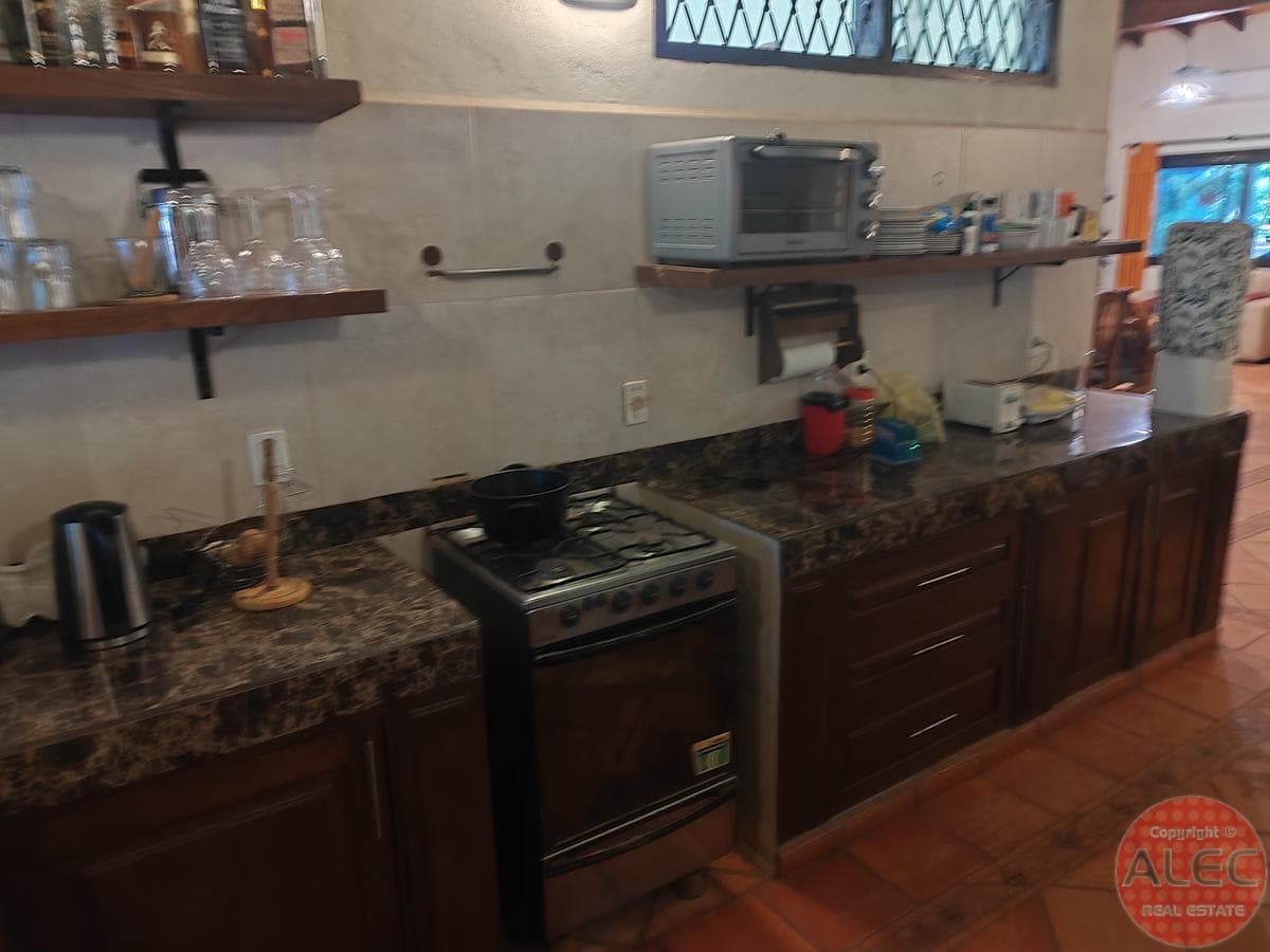 Dueño Vende Hermosa Casa Quinta En Areguá: Terreno 8.400m2, Con Casa Y Piscina — foto 5