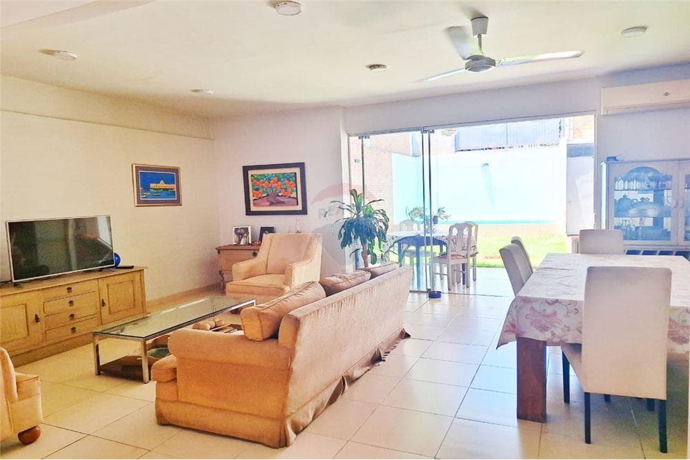 hermosa casa pareada en Fernando de la Mora, foto 2