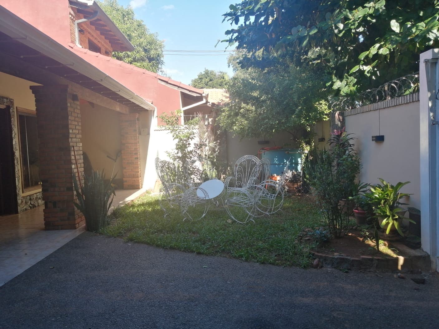 En Venta Casa + 4 Dptos. Con Renta Activa, foto 3